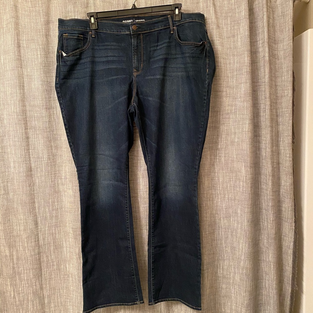 Old Navy dark wash bootleg mid rise jeans 20reg